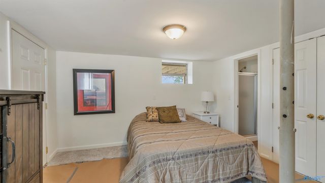 131 Skidmore Drive NW, Arab, AL 35016