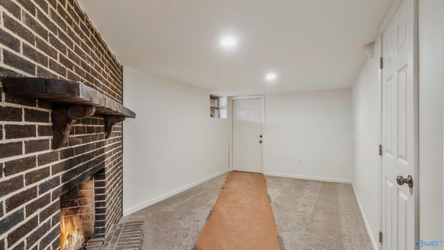 131 Skidmore Drive NW, Arab, AL 35016