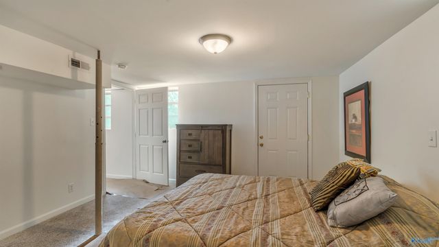 131 Skidmore Drive NW, Arab, AL 35016