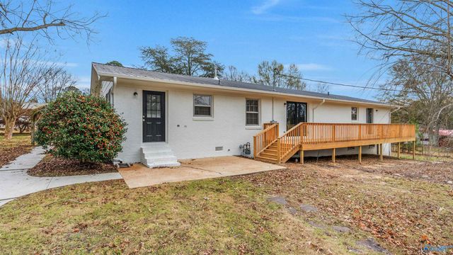 131 Skidmore Drive NW, Arab, AL 35016