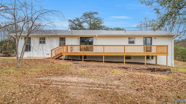 131 Skidmore Drive NW, Arab, AL 35016