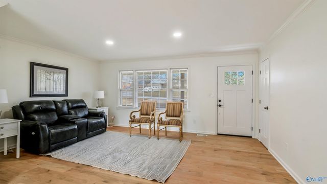 131 Skidmore Drive NW, Arab, AL 35016