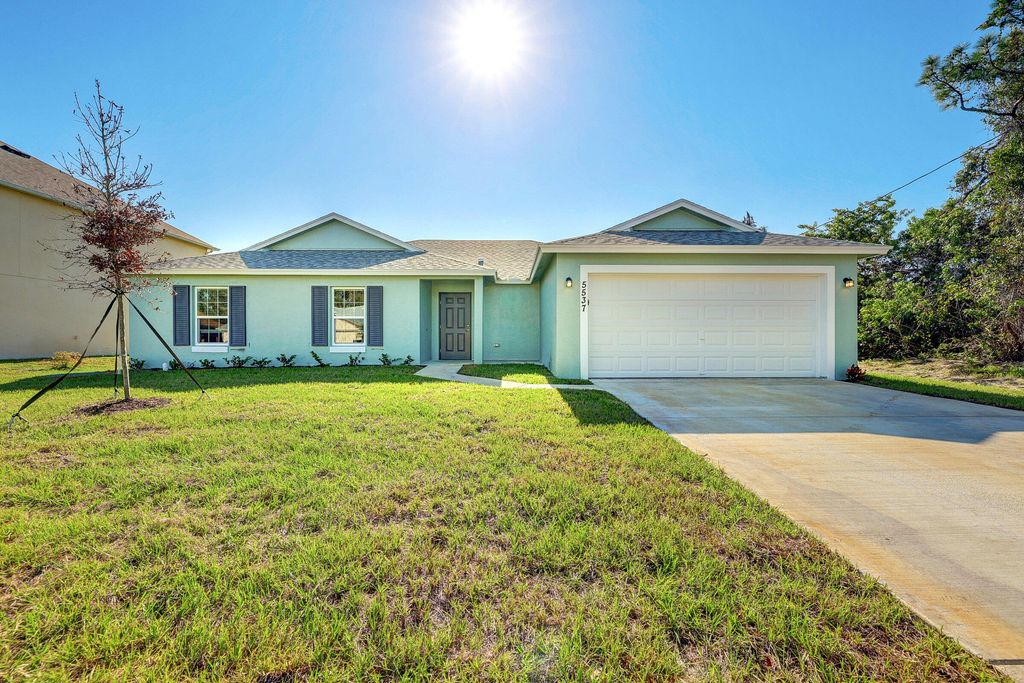 5213 NW W Piper Circle, Port St. Lucie, Port St Lucie, FL 34986