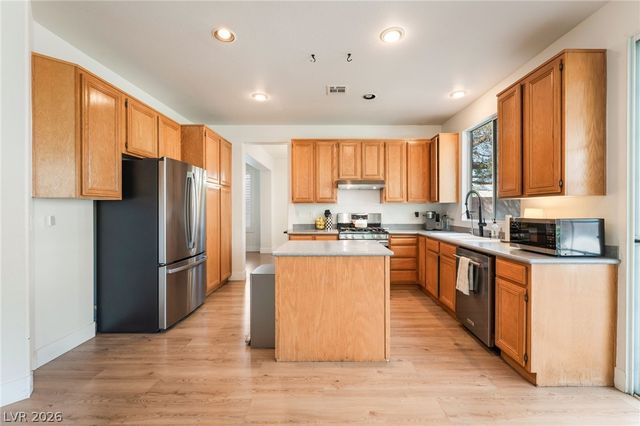 3016 Carbondale Street, Las Vegas, NV 89135