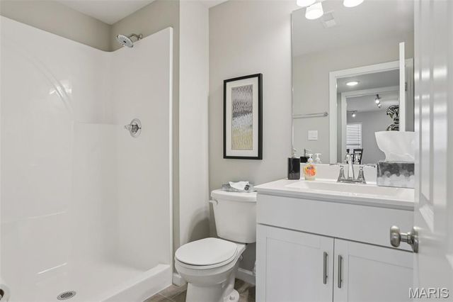 811 Yosemite Court, Troy, MO 63379