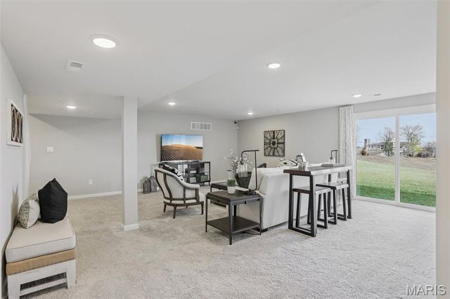 811 Yosemite Court, Troy, MO 63379