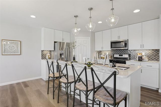 811 Yosemite Court, Troy, MO 63379