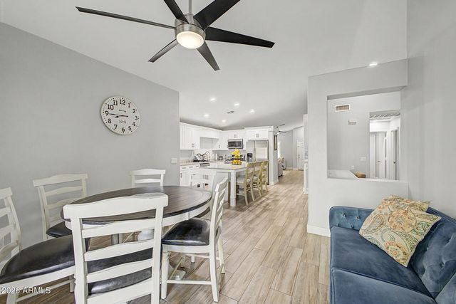 12421 N 42ND Drive, Phoenix, AZ 85029