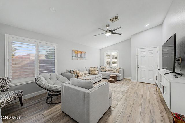12421 N 42ND Drive, Phoenix, AZ 85029