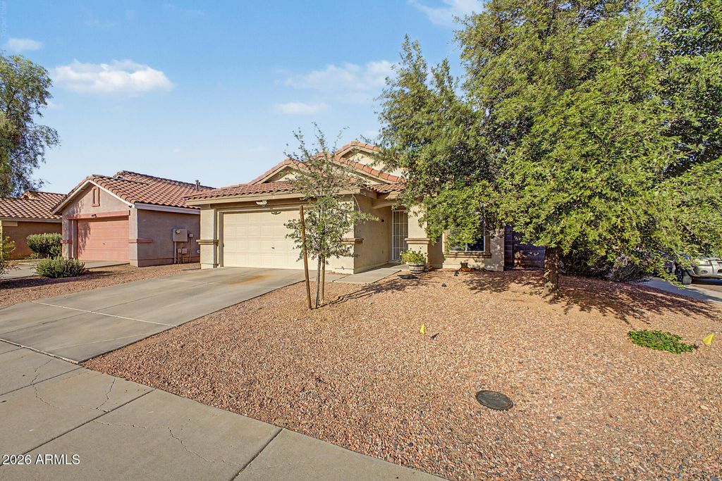 12421 N 42ND Drive, Phoenix, AZ 85029 — photo 5