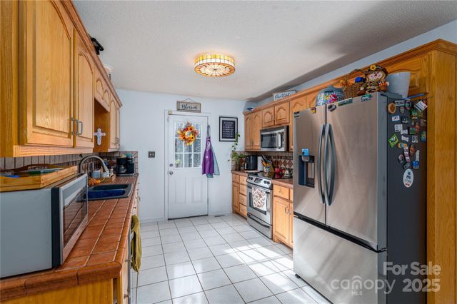 8830 Shepherd Court, Connelly Springs, NC 28612