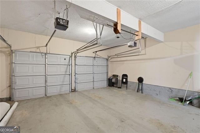 6392 Phillips Court, Lithonia, GA 30058