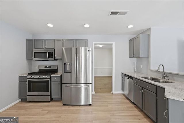 6392 Phillips Court, Lithonia, GA 30058