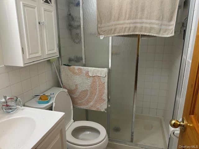 140-40 34th Avenue 1A, Flushing, NY 11354