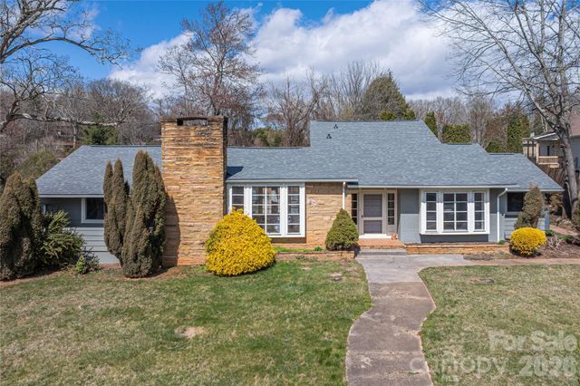 1159 N Main Street, Waynesville, NC 28786