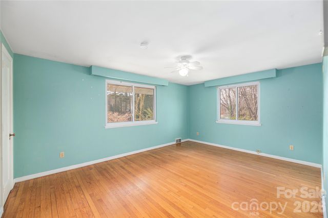 1159 N Main Street, Waynesville, NC 28786