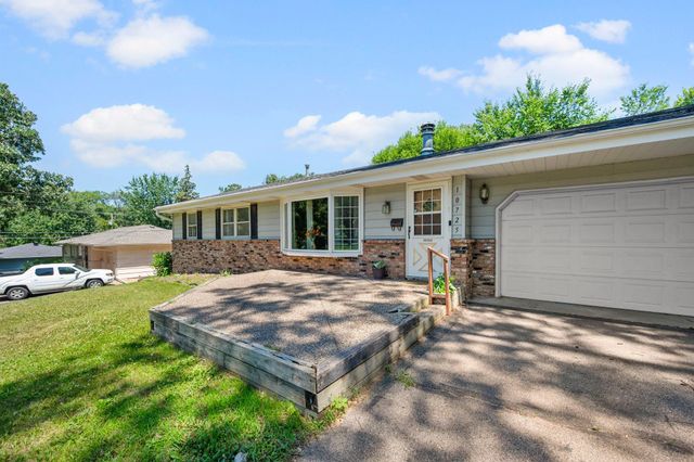 10725 Rich Avenue S, Bloomington, MN 55437