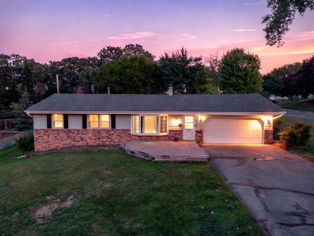 10725 Rich Avenue S, Bloomington, MN 55437
