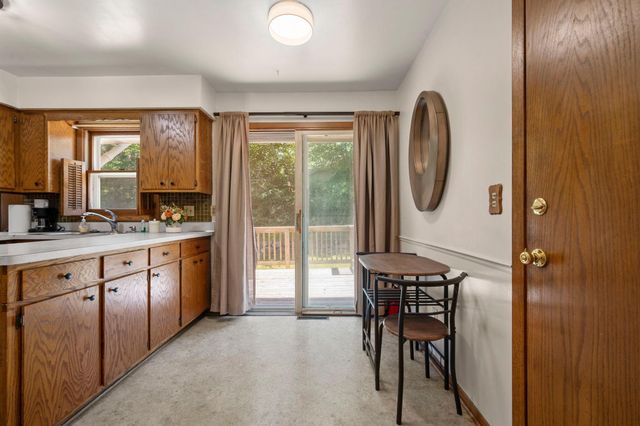 10725 Rich Avenue S, Bloomington, MN 55437