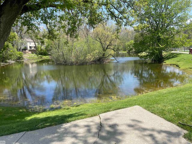 1343 Autumn Lane APT 66, BLDG 5, Rochester Hills, MI 48306