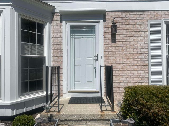 1343 Autumn Lane APT 66, BLDG 5, Rochester Hills, MI 48306