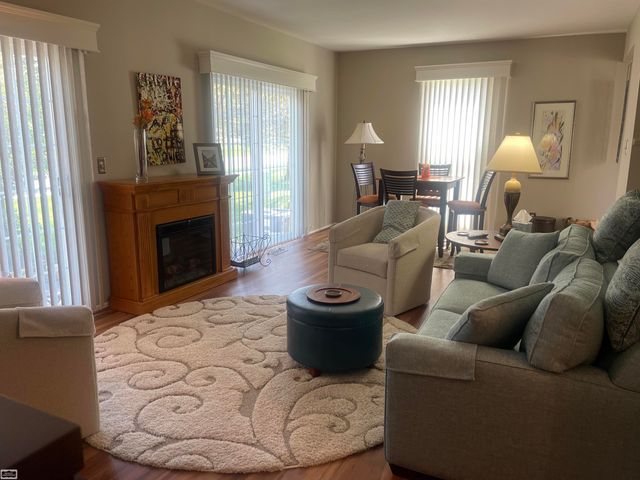 1343 Autumn Lane APT 66, BLDG 5, Rochester Hills, MI 48306