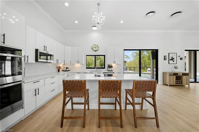 15701 Chatfield DR, Fort Myers, FL 33908
