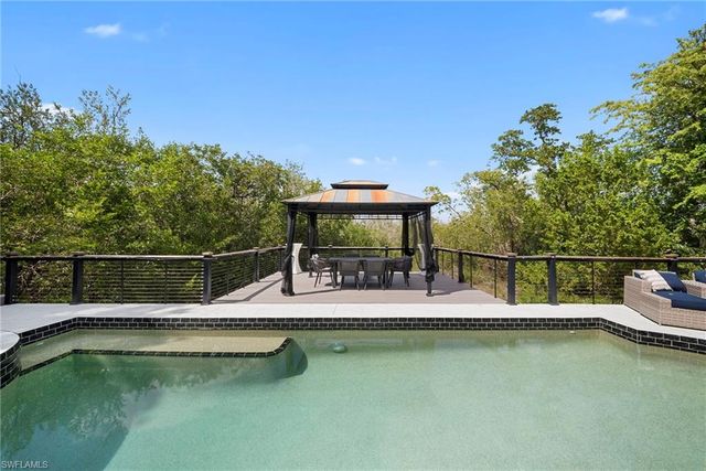 15701 Chatfield DR, Fort Myers, FL 33908