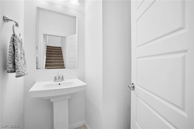 8053 Foxfield Springs Street, Las Vegas, NV 89166