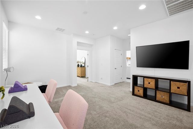 8053 Foxfield Springs Street, Las Vegas, NV 89166