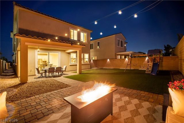 8053 Foxfield Springs Street, Las Vegas, NV 89166