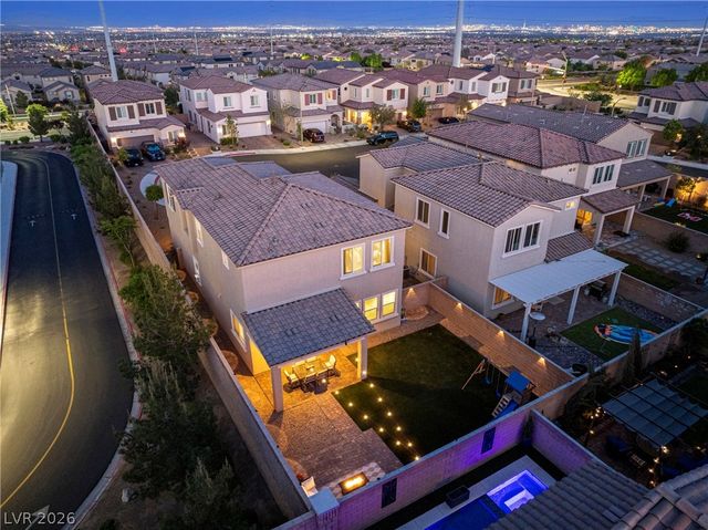 8053 Foxfield Springs Street, Las Vegas, NV 89166