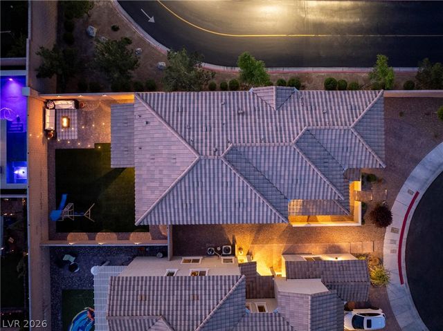 8053 Foxfield Springs Street, Las Vegas, NV 89166