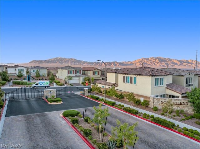 8053 Foxfield Springs Street, Las Vegas, NV 89166