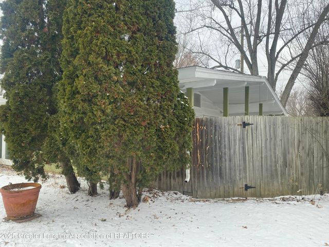 1902 Windsor Lane, Flint, MI 48507