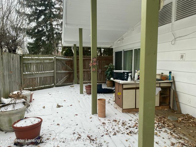 1902 Windsor Lane, Flint, MI 48507