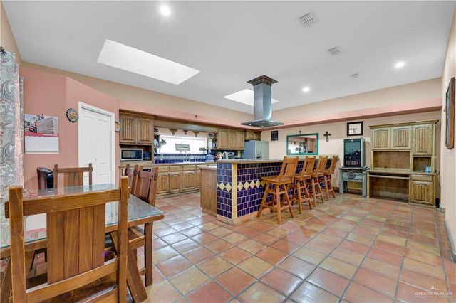 509 E Earling Road, Alamo, TX 78516