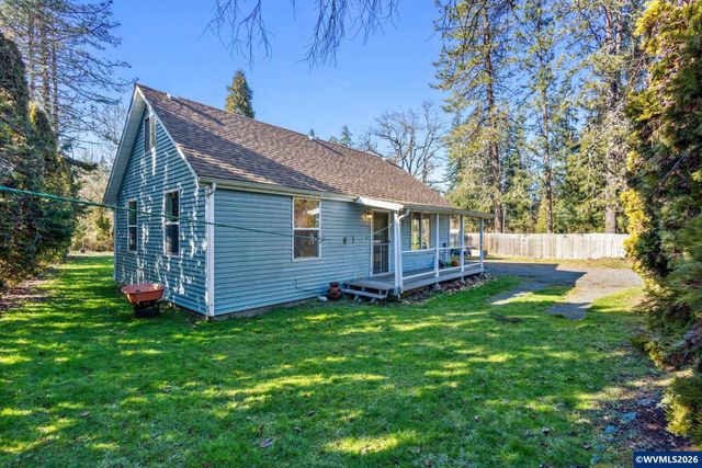 28780 Santiam Hwy, Sweet Home, OR 97386
