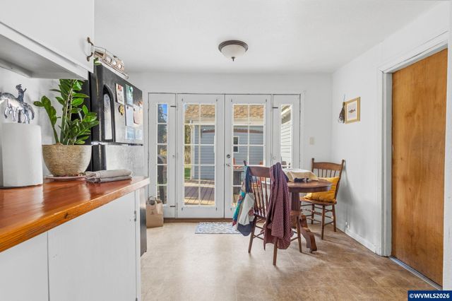 28780 Santiam Hwy, Sweet Home, OR 97386