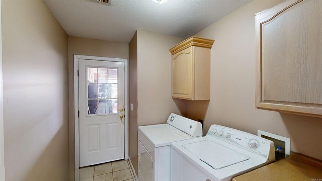 3300 Jeridon Cove, Jonesboro, AR 72404