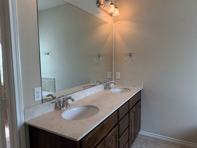 1220 Scott Drive, Weatherford, TX 76087