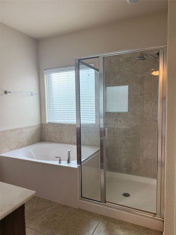 1220 Scott Drive, Weatherford, TX 76087