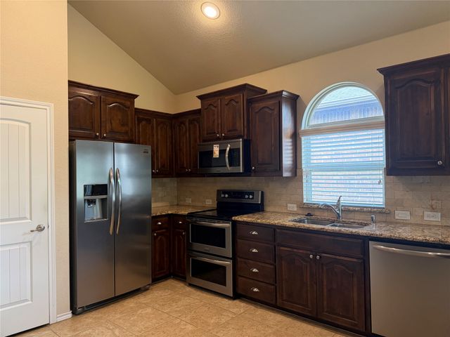 1220 Scott Drive, Weatherford, TX 76087