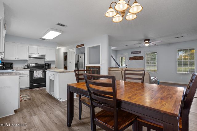 3111 Cormorant Street, Gautier, MS 39553