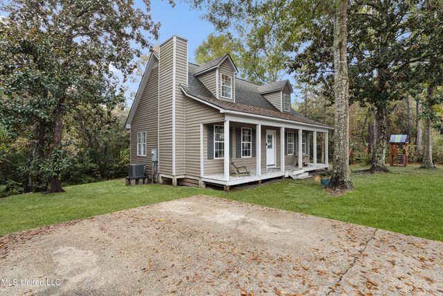 3111 Cormorant Street, Gautier, MS 39553