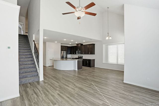 204 Tiltwood Ct, Boerne, TX 78006