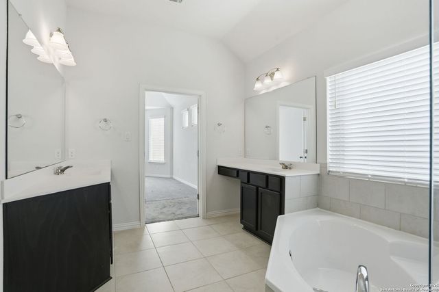 204 Tiltwood Ct, Boerne, TX 78006