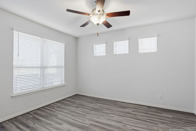 204 Tiltwood Ct, Boerne, TX 78006