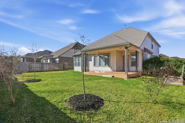 204 Tiltwood Ct, Boerne, TX 78006