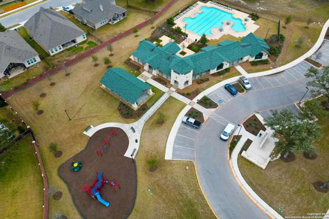 204 Tiltwood Ct, Boerne, TX 78006